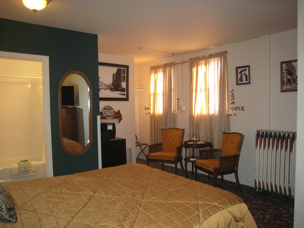 Deadwood Dick'S Hotel Camera foto