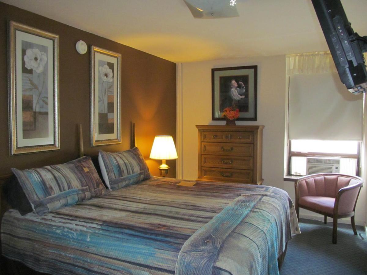 Deadwood Dick'S Hotel Camera foto